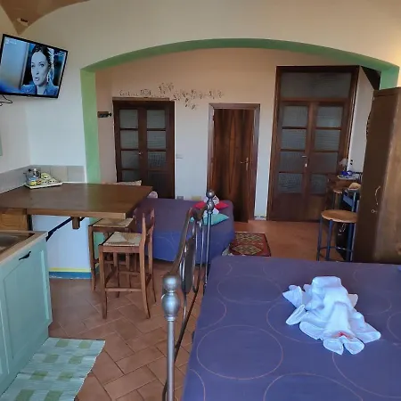 Le Stanze Della Terrazza Sul Borgo Vendégház 3*