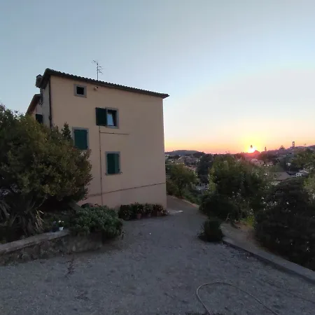 Le Stanze Della Terrazza Sul Borgo Vendégház 3*